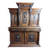 Buffet Renaissance en noyer 19ème