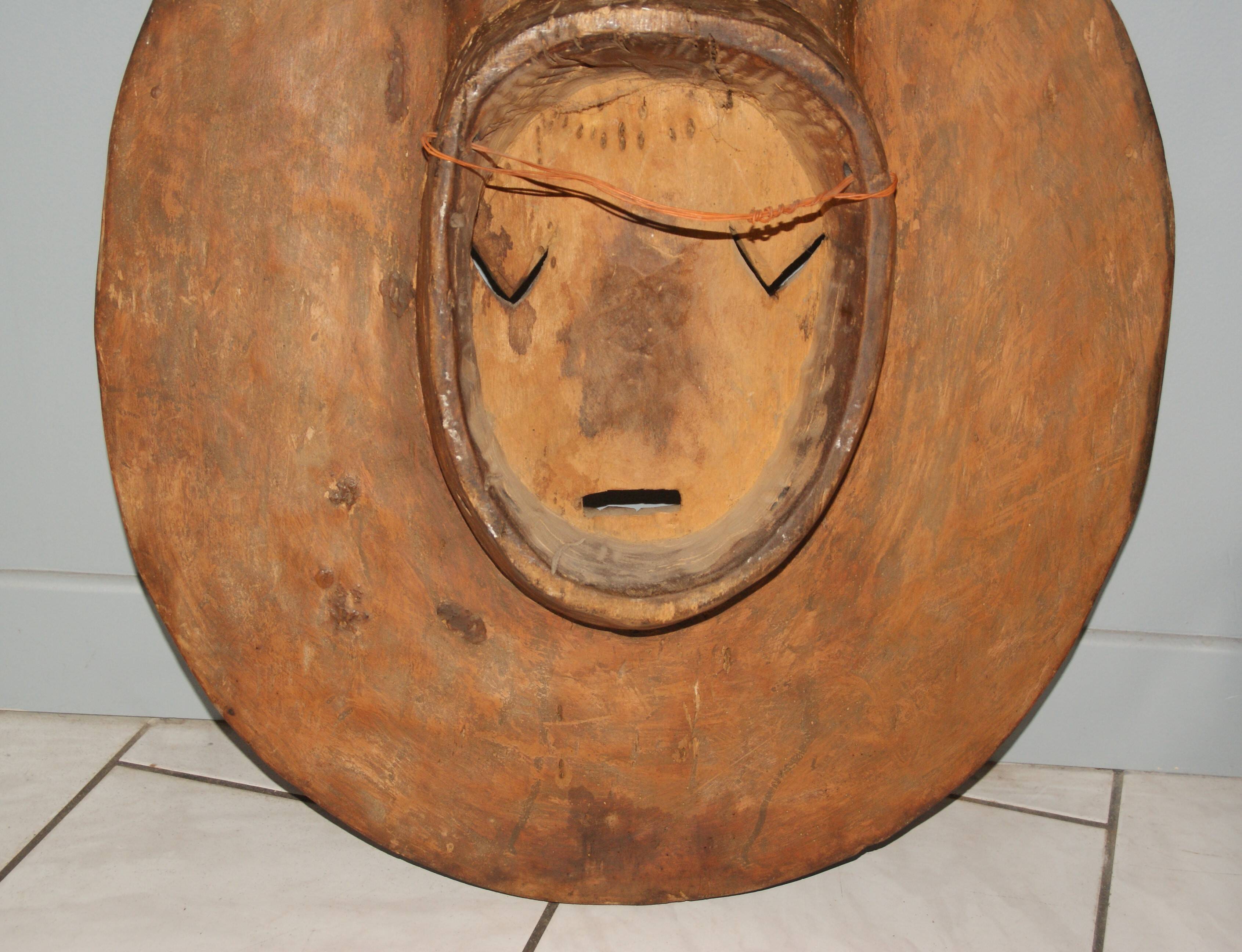 African lunar baoule mask or klé klé (ivory coast)