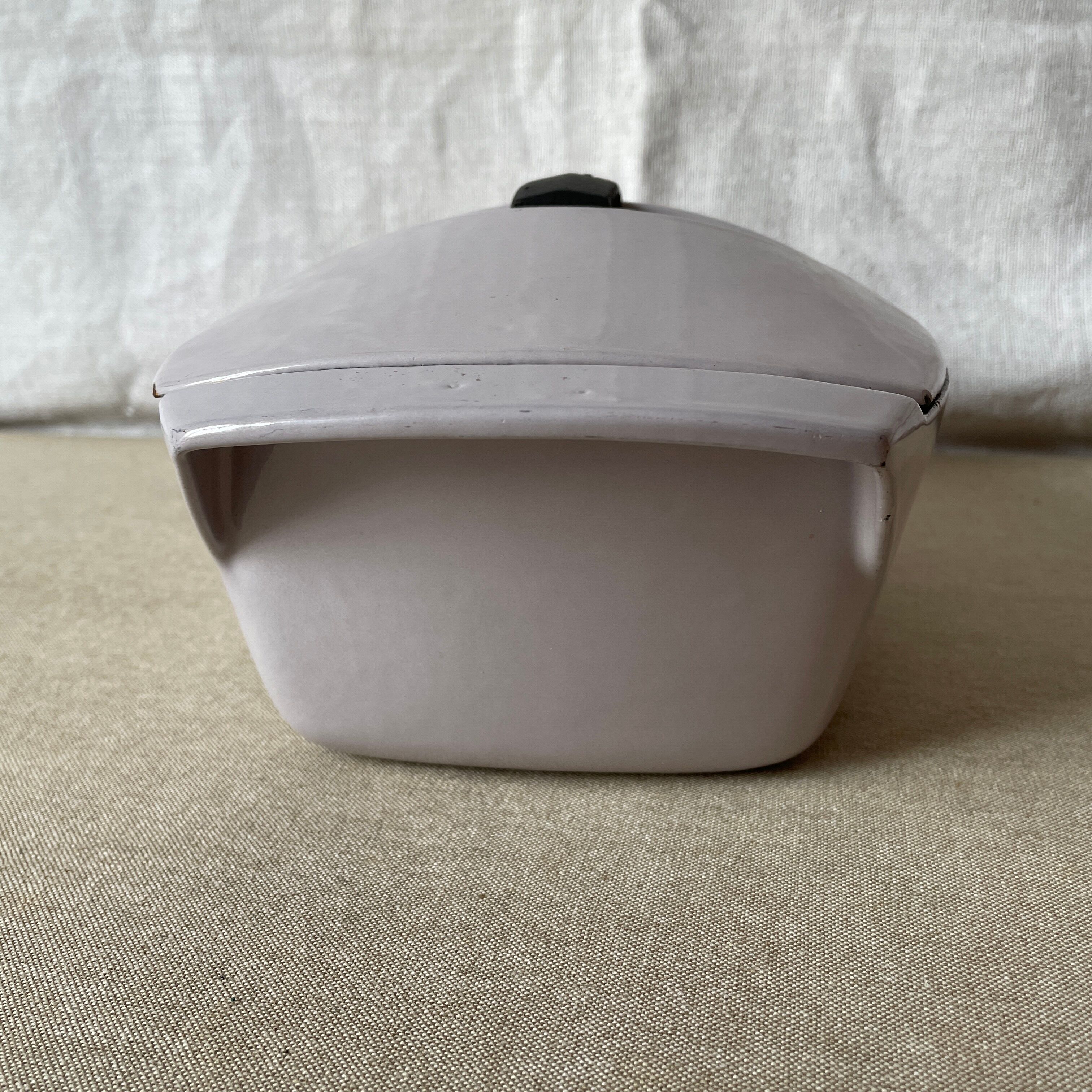 Loewy Le Creuset casserole purple 2.5 l