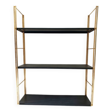 Wall shelf