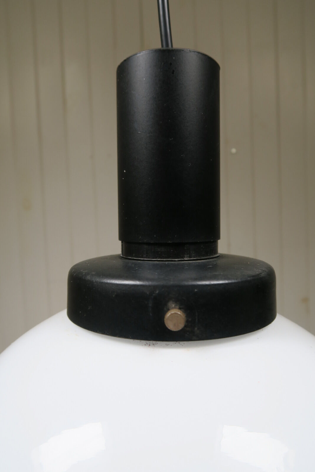 Pair of Philips suspension, Opal