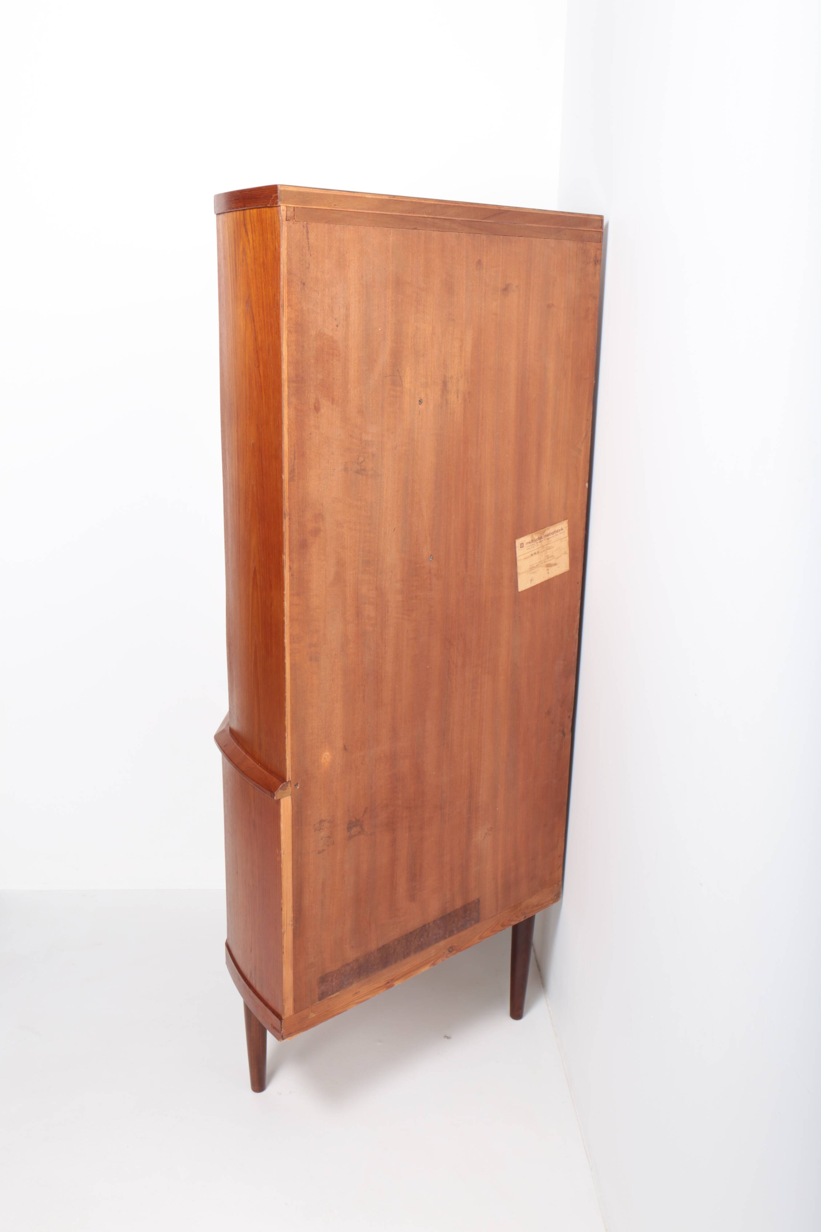 Danish teak corner cabinet - Midtjydsk Mobelfabrik