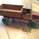 Camion jouet ancien en bois