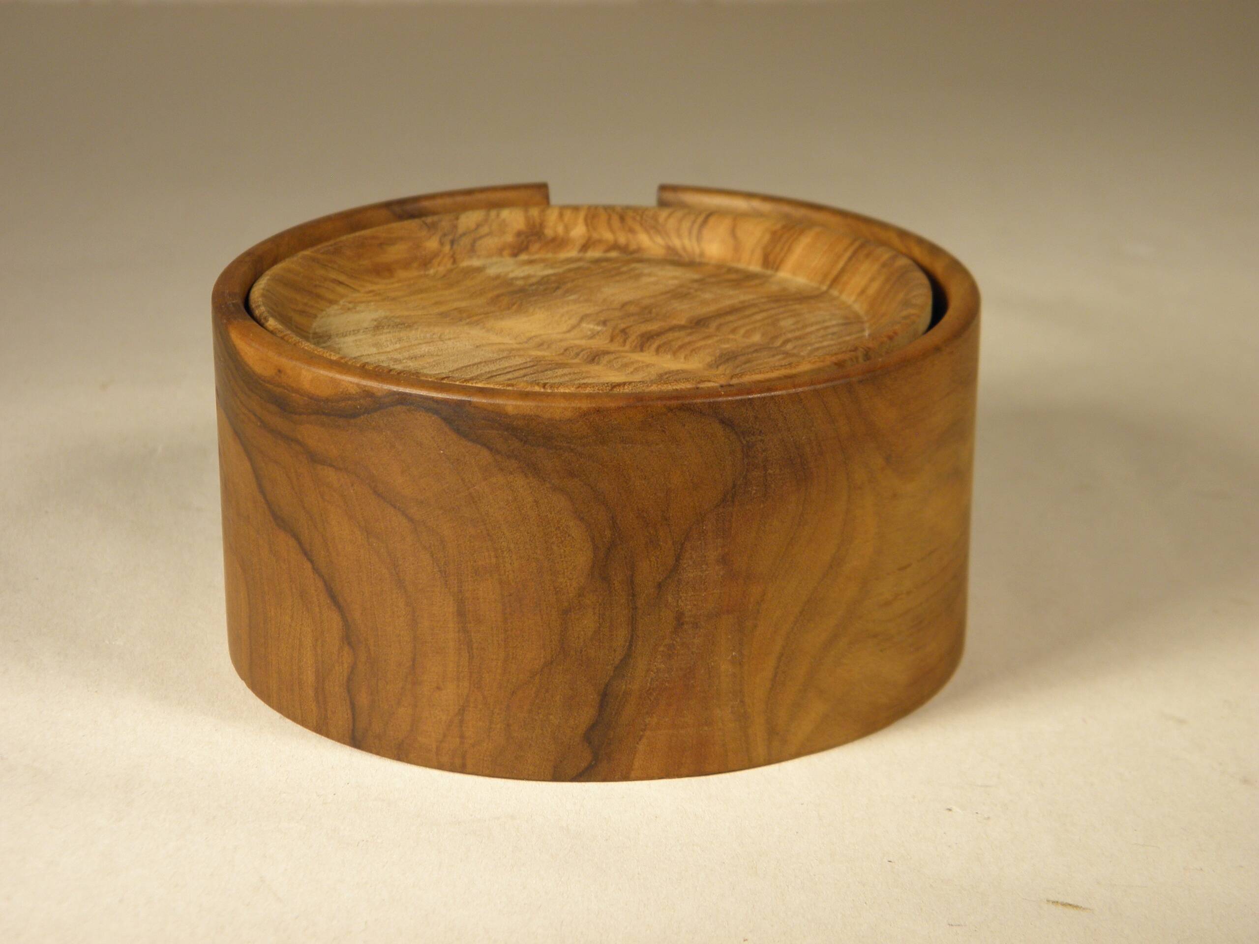 6 olive wood coasters