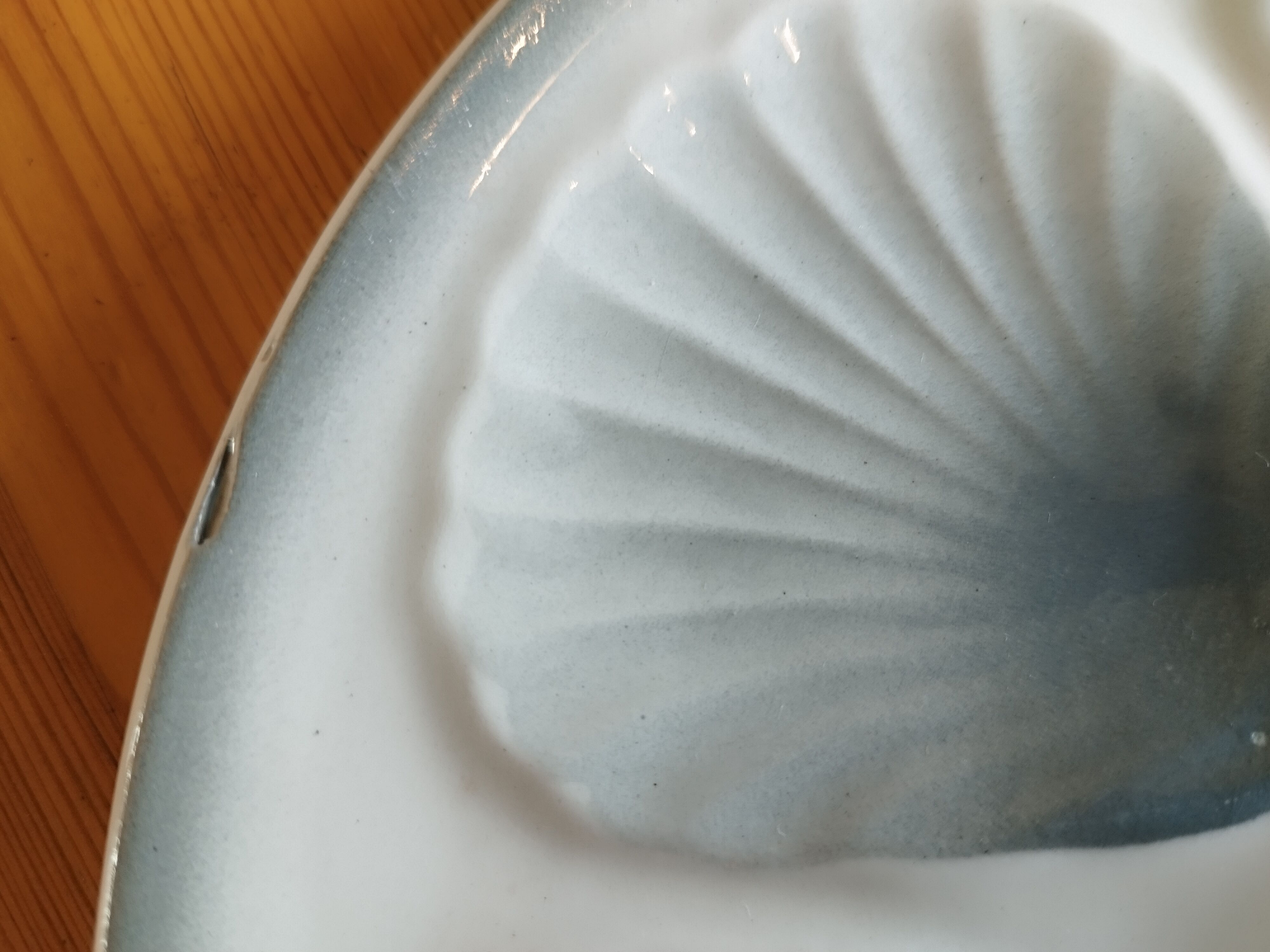 Set of 6 oyster plates and dish