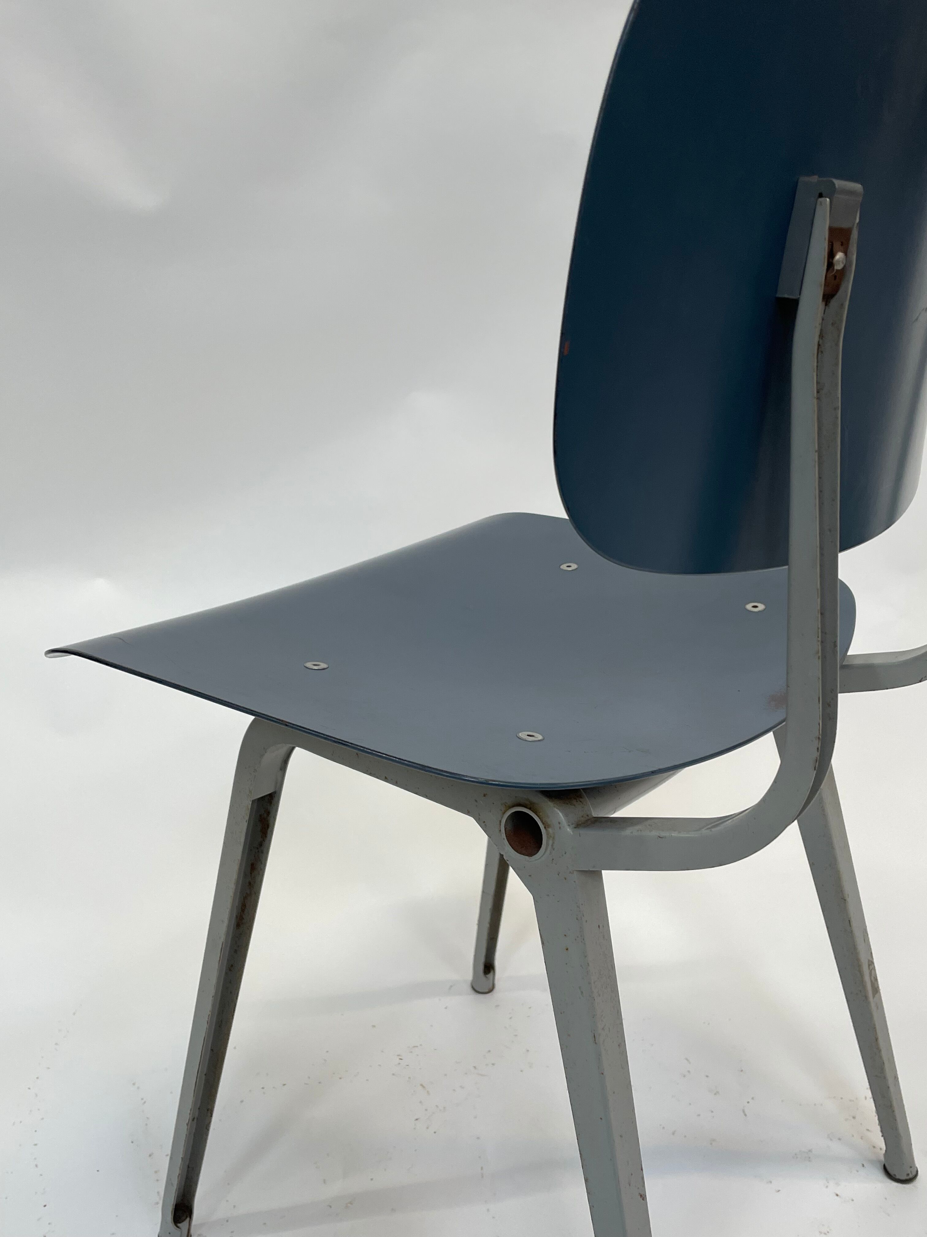 Vintage Friso Kramer Revolt chair for Ahrend de Cirkel 1960