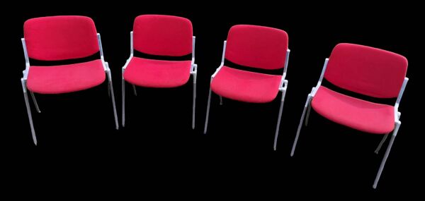 Chaise  empilable de Giancarlo Piretti pour Castelli