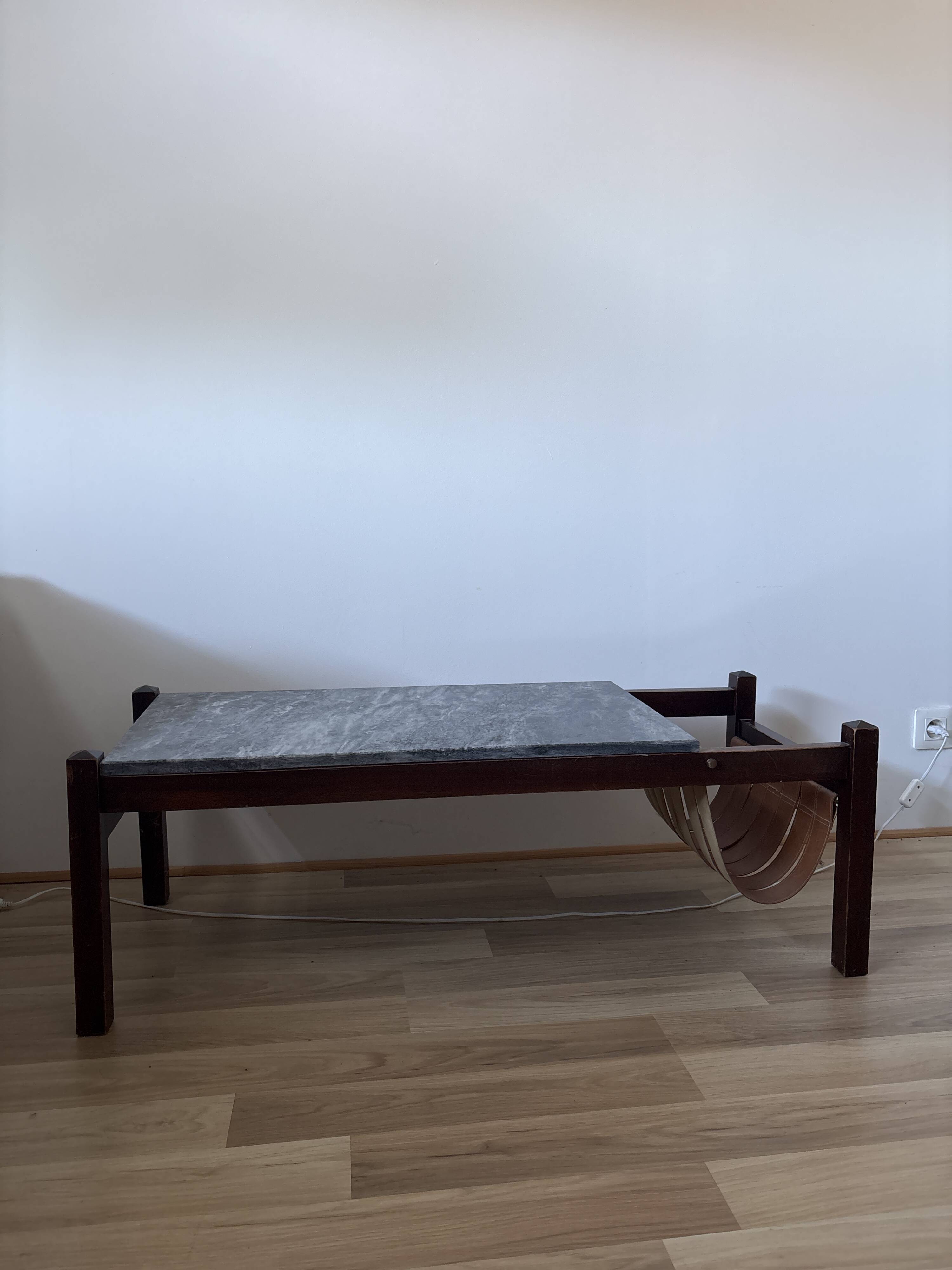 Table basse marbre et bois années 70