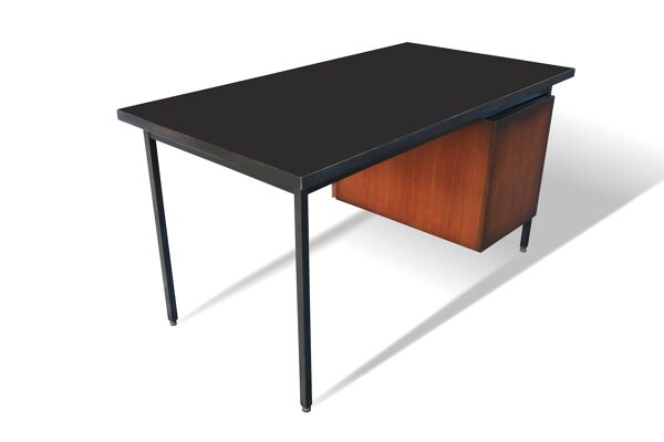 Bureau de Florence Knoll signé Knoll – laqué noir – circa 1950