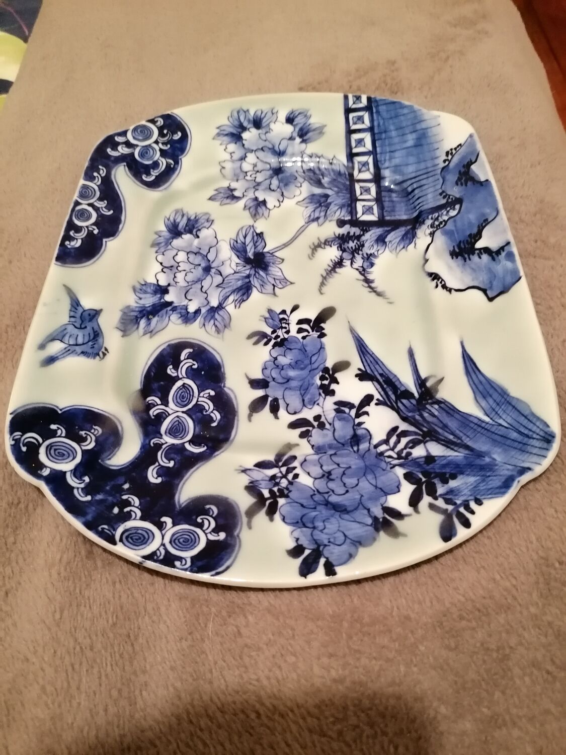 Rectangular dish 19th century Celadon green background Imari Japan