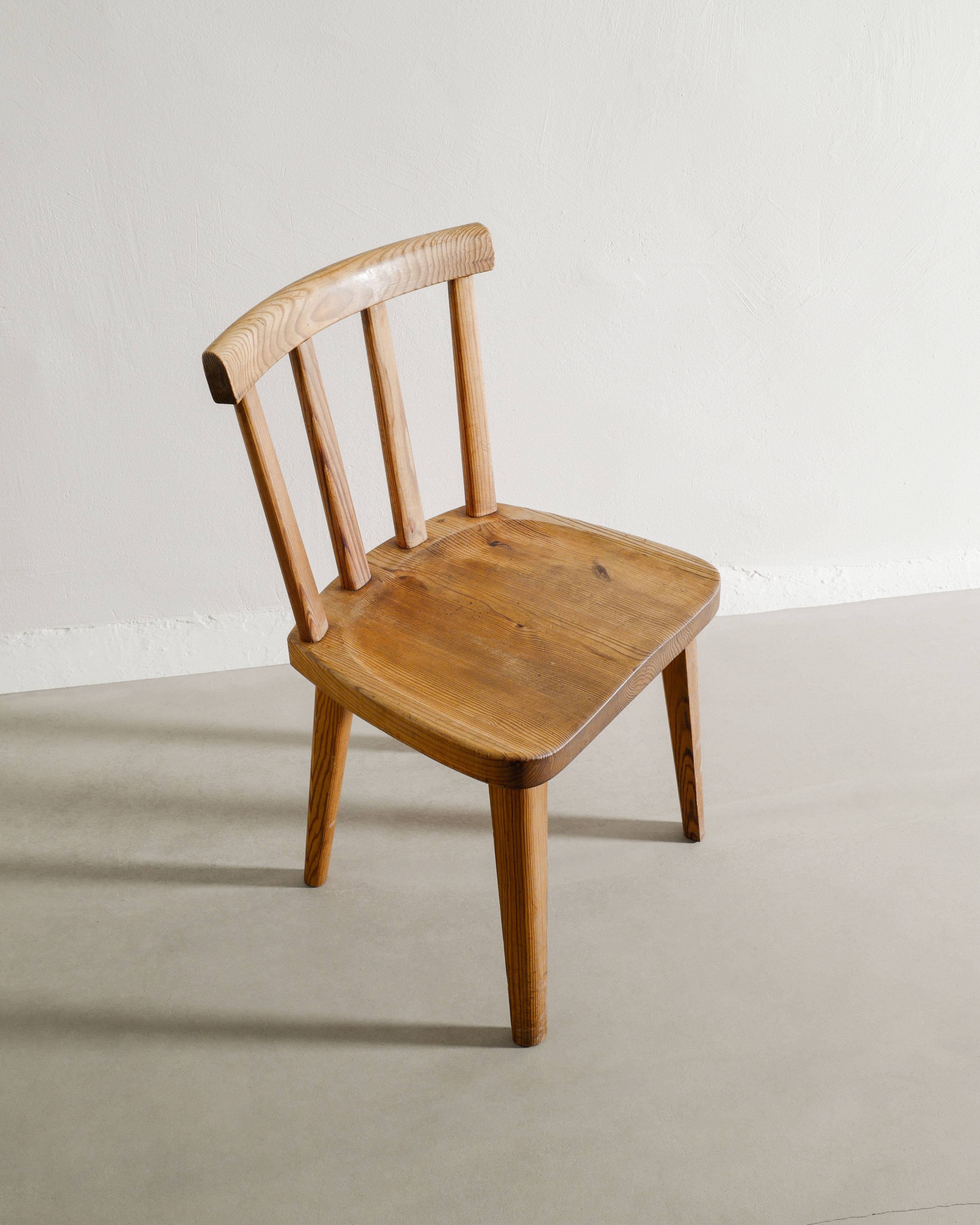 Swedish Modern Wooden Axel Einar Hjorth "Utö" Dining Chair in Pine, 1930s