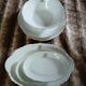 Ensemble 6 plats en porcelaine blanche