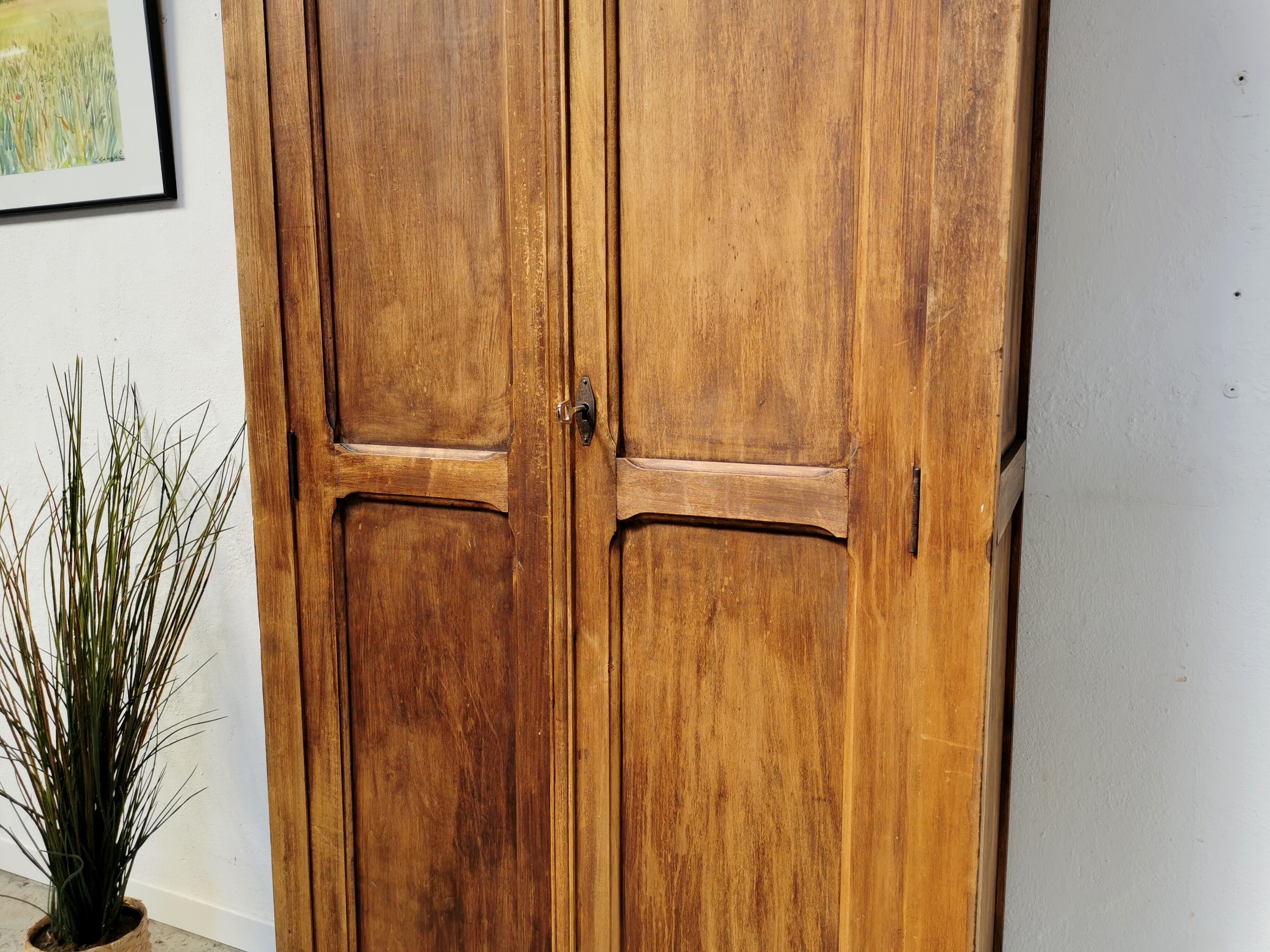 Vintage Parisian coat of arms