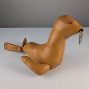Phoque en cuir Sculpture décorative vintage années 1970