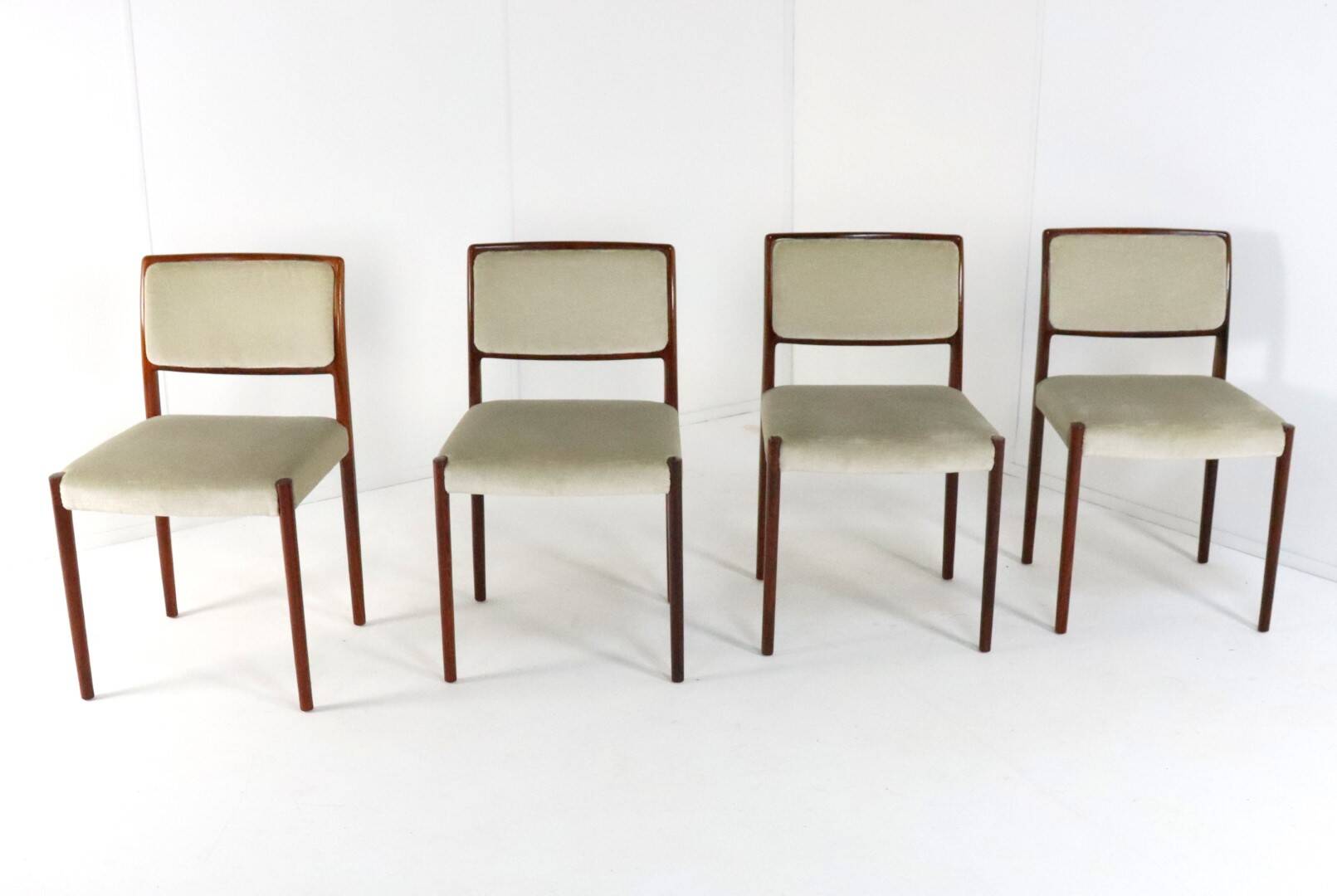 Set of 4 Niels O Möller model 80 chairs