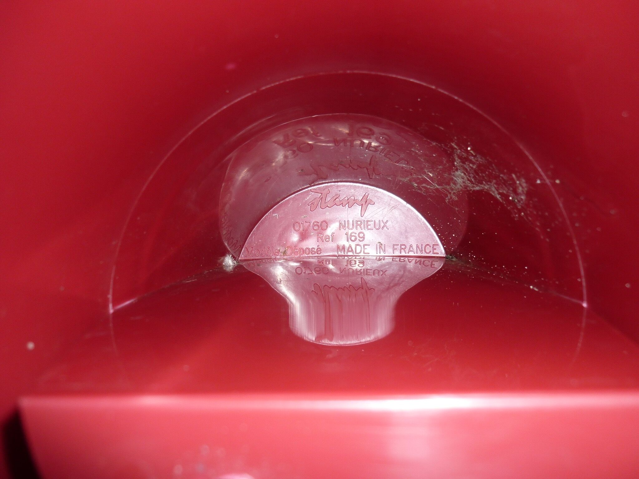 Tam Tam Stamp Garnet Stool