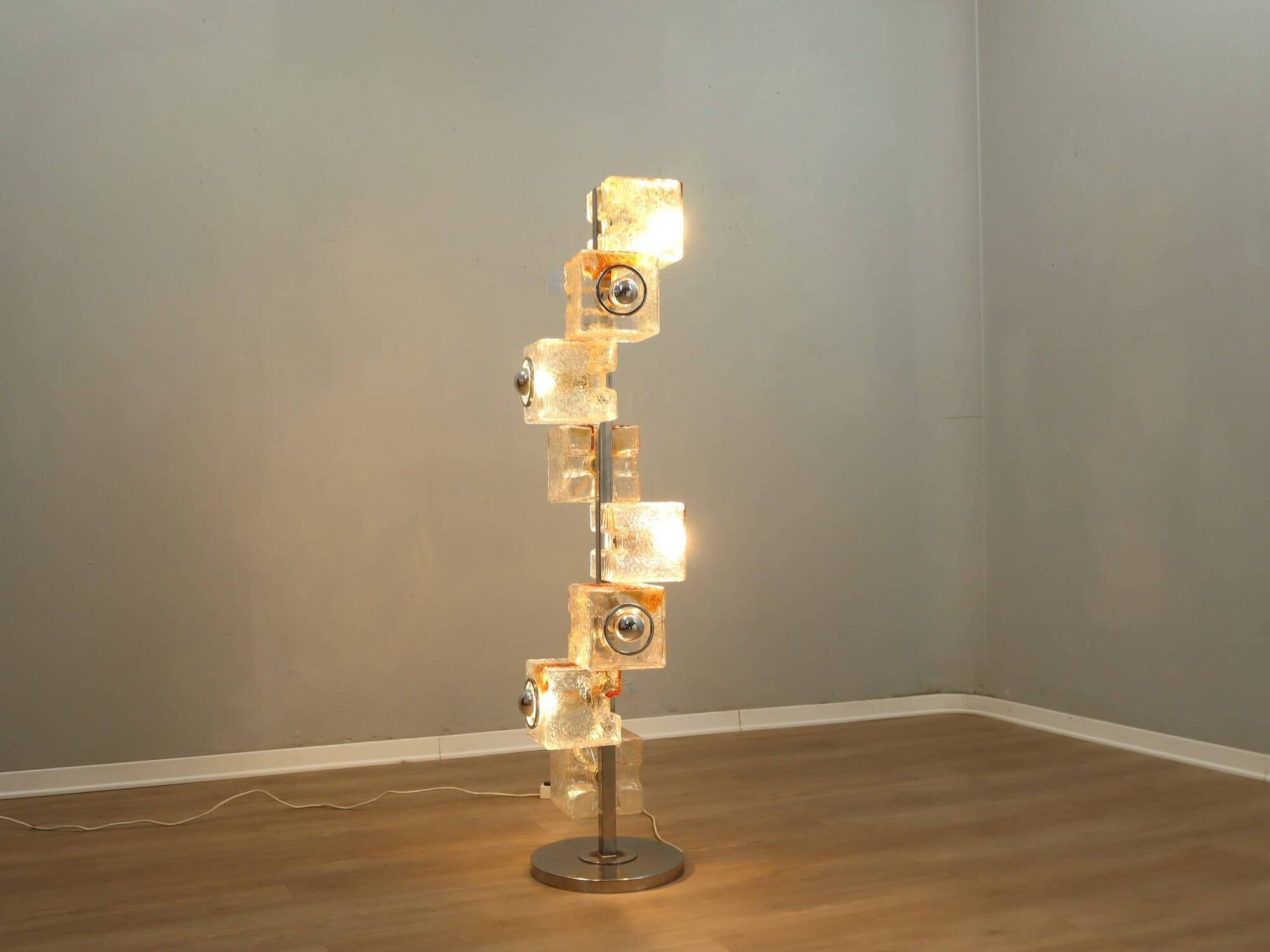 Murano cubic glass floor lamp by Toni Zuccheri for VeArt 1970s