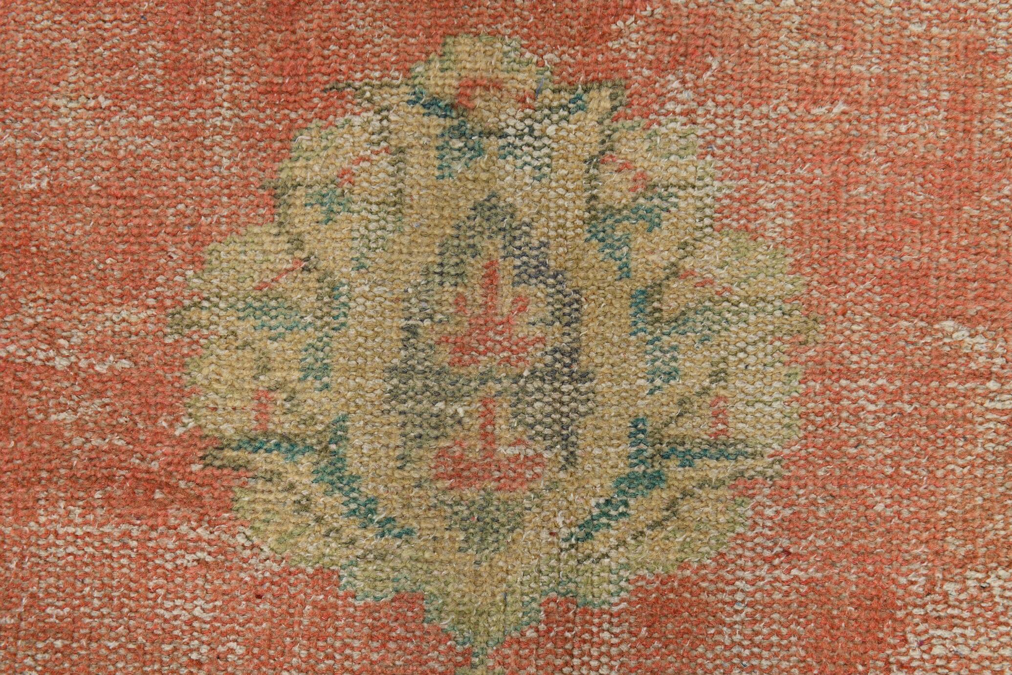 6x9 Soft Beige & Red Geometric Vintage Rug, 181x260 Cm