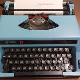 Olympia Conformatic 242 Typewriter