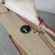 English basin sailboat bowman in wood, 50s-60s