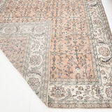 Oversize salmon rug 326x224cm