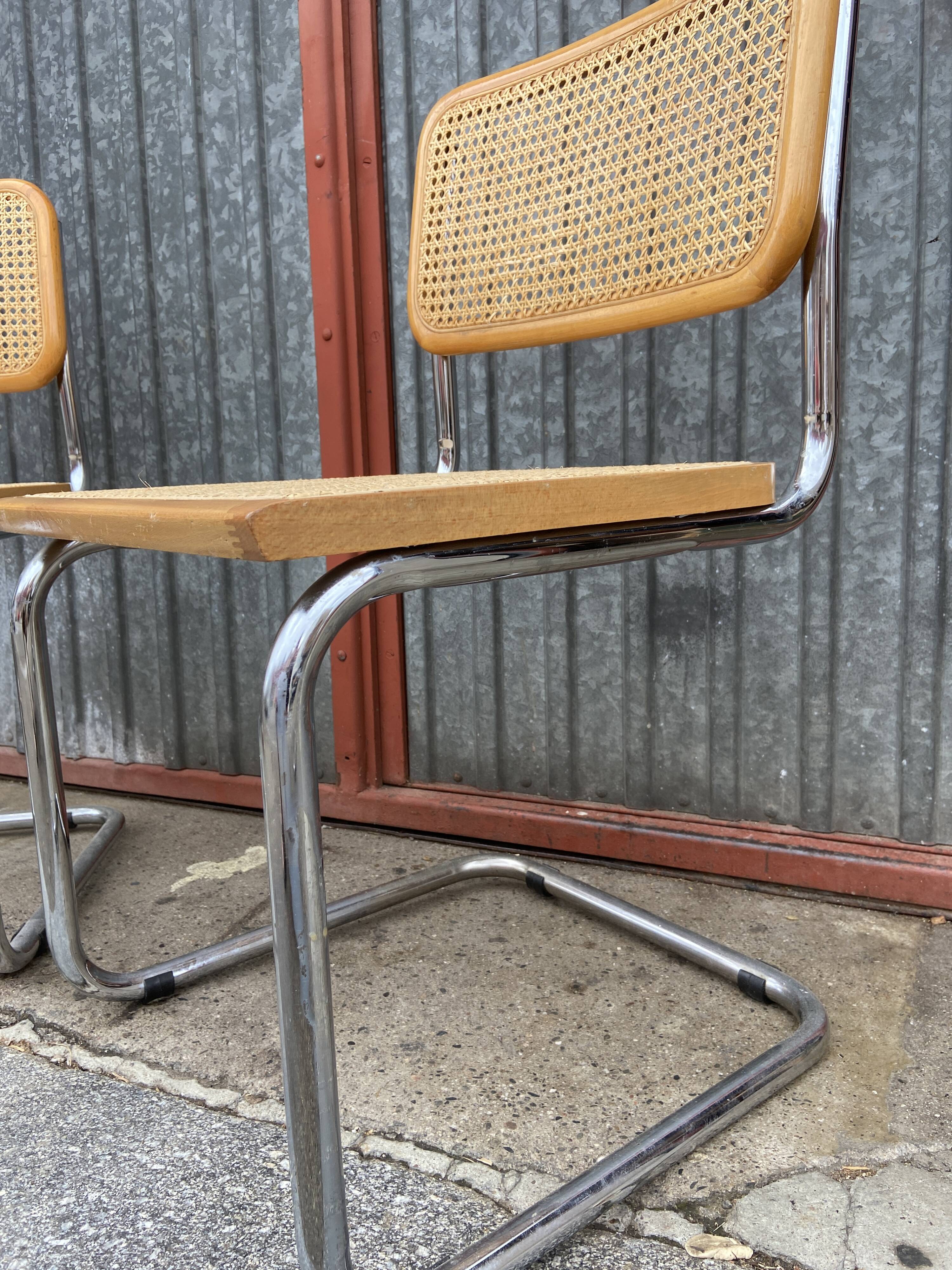 Paire de chaises Cesca B32 de Marcel Breuer Cesca B32 italie 1980