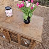 Oak counter