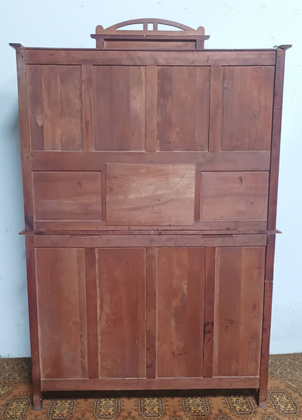 Art Nouveau Art Deco buffet in blonde walnut