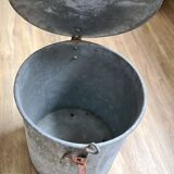 Old large zinc pot with lid / vintage Dimensions: 29x26