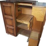 Office "magic box" by Mumenthaler and Meier