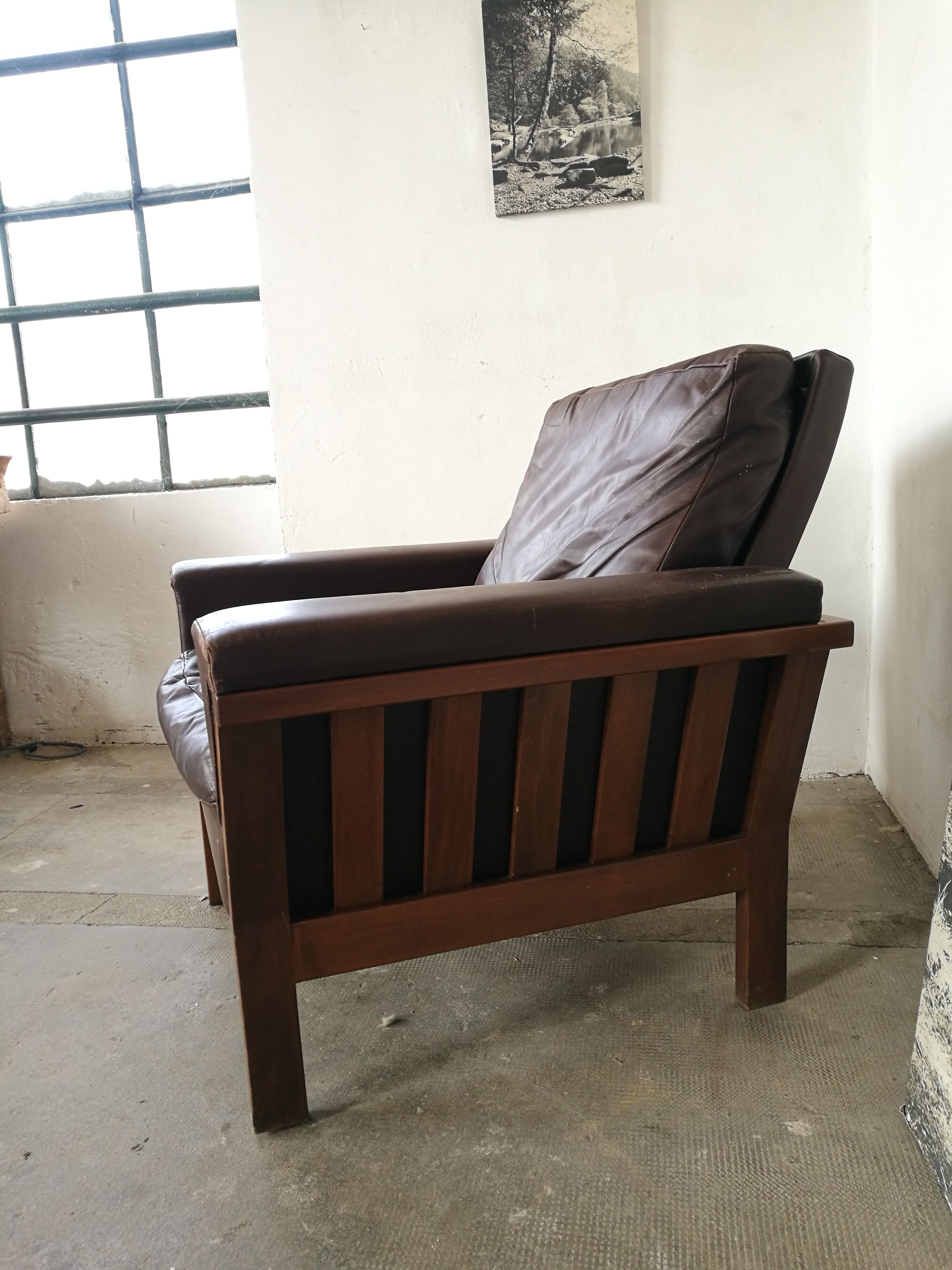 Leather armchair design 1980