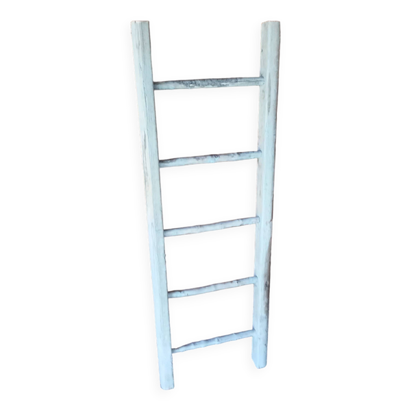 Échelle ancienne en bois
