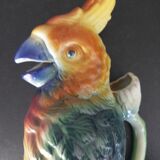 Parrot pitcher