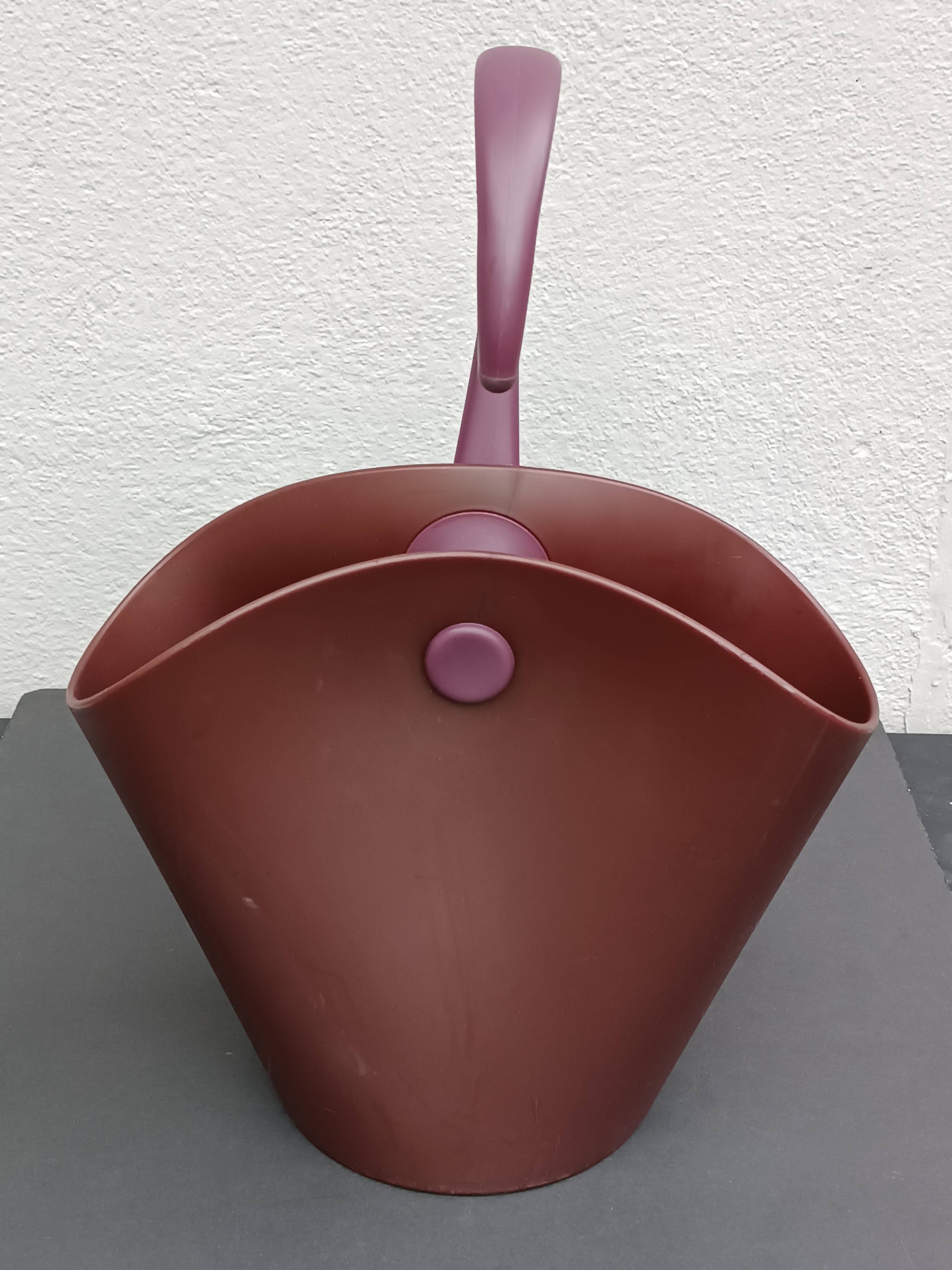 Champagne Bucket Chiringuito Cooler Alessi by Ron Arad 2004