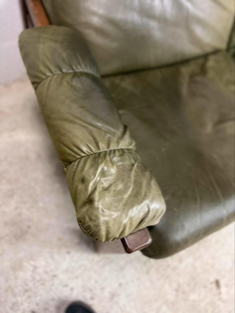 Vintage leather seat