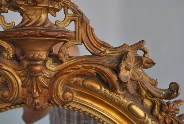 Miroir de style Louis XVI stuc doré 1880