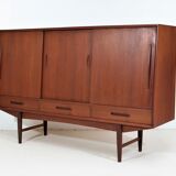 High teak row