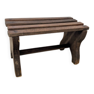 Wooden footrest