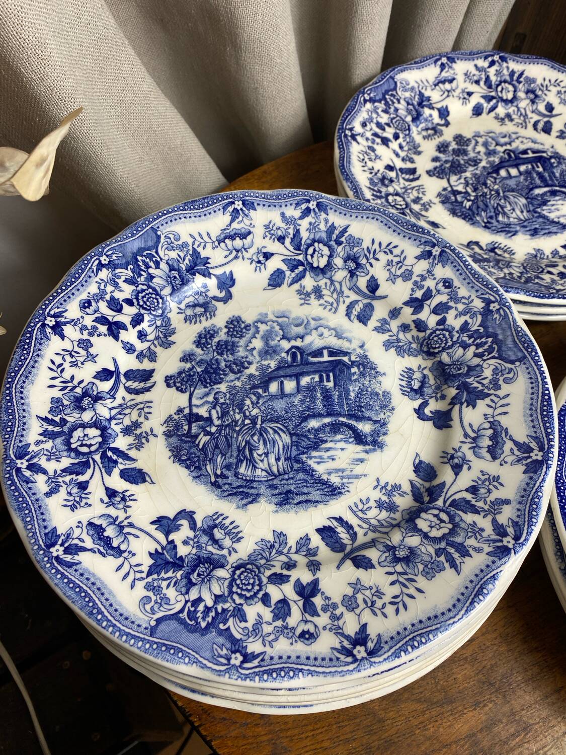 Twelve ironstone plates