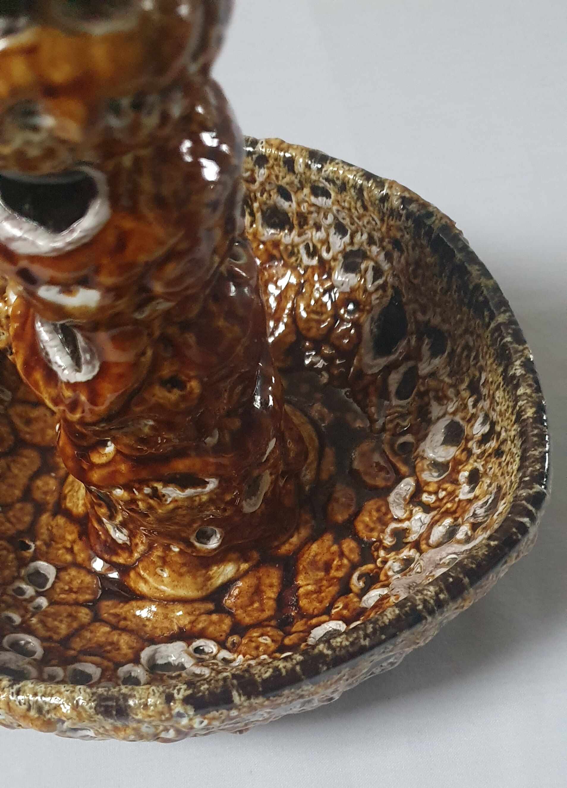 Ceramic candle holder