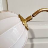 Lampe laiton col de cygne restaurer globe opaline rose
