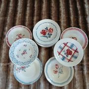 16 assiettes creuses anciennes dépareillées 