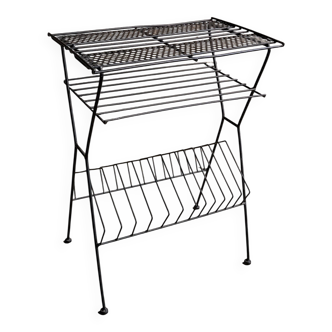Metal magazine/vinyl rack