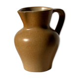 Pichet en grès beige clair