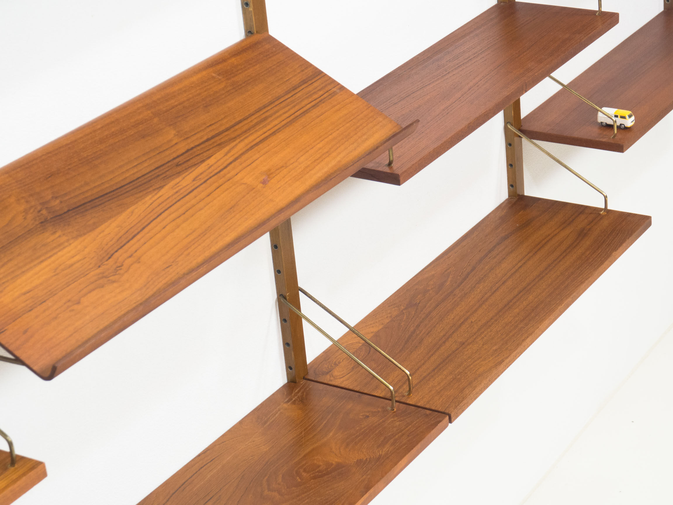 Royal System teak wall unit by Poul Cadovius