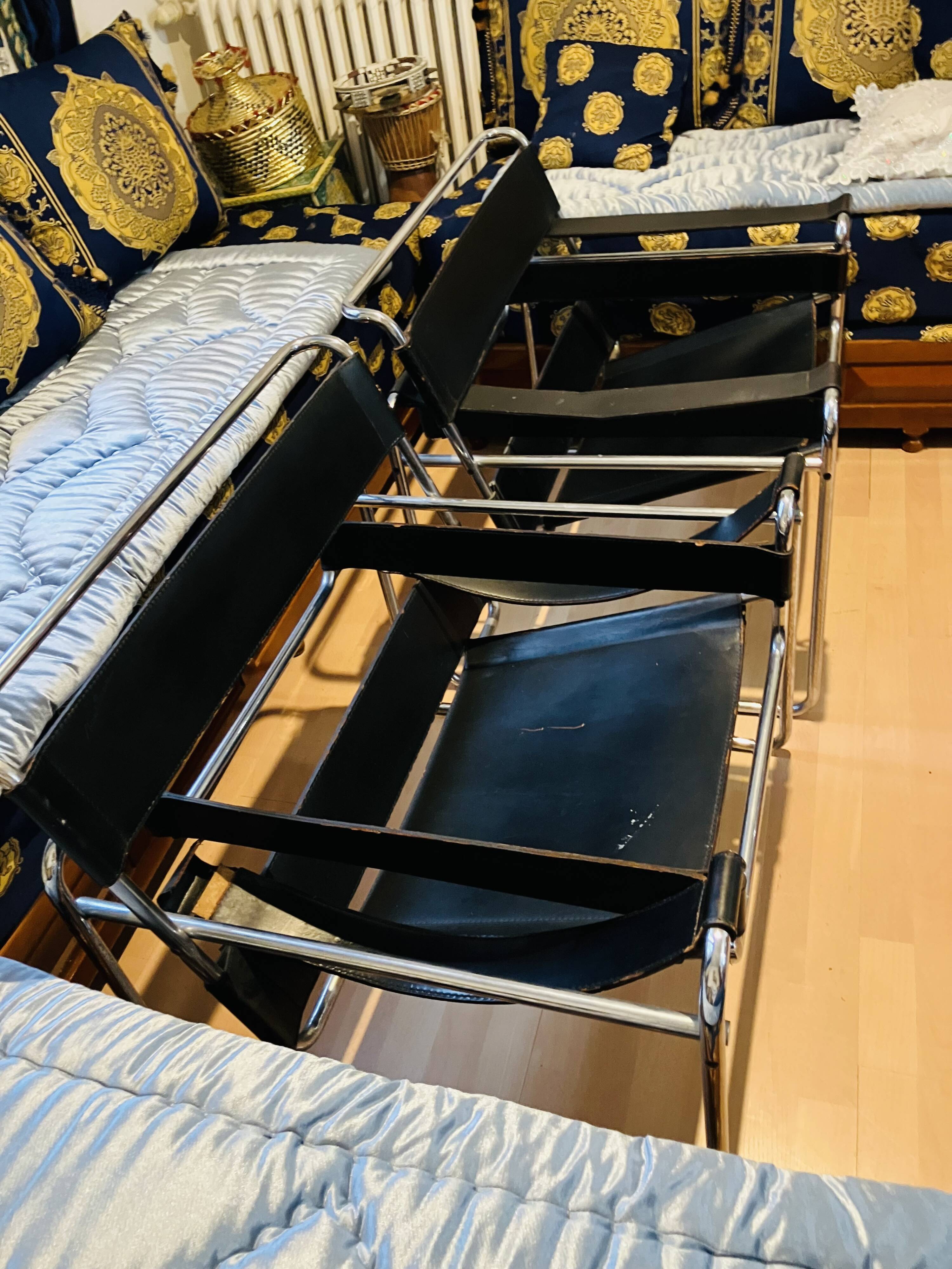 Set of 2 Gavina chairs in the style of the Wassily Chair (Model B3) by Marcel Breuer.