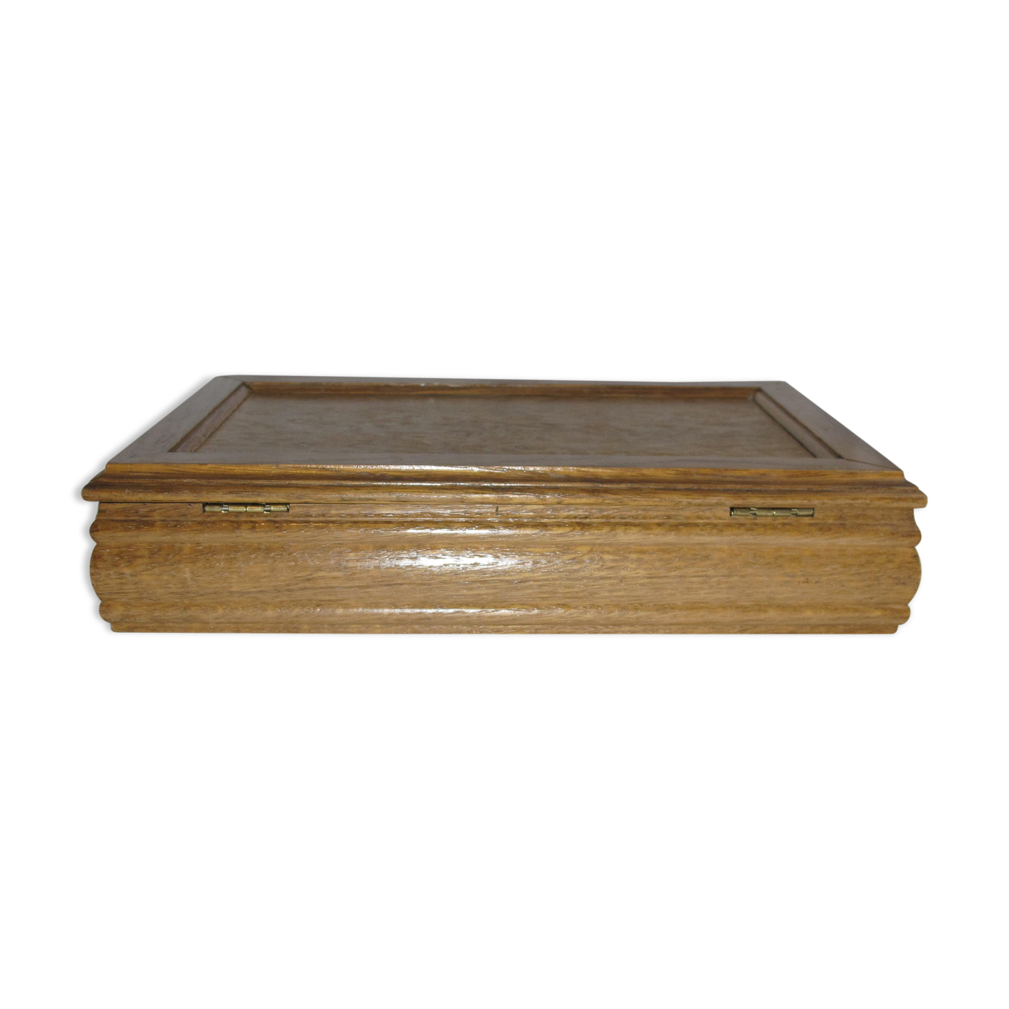 Wooden jewelry box