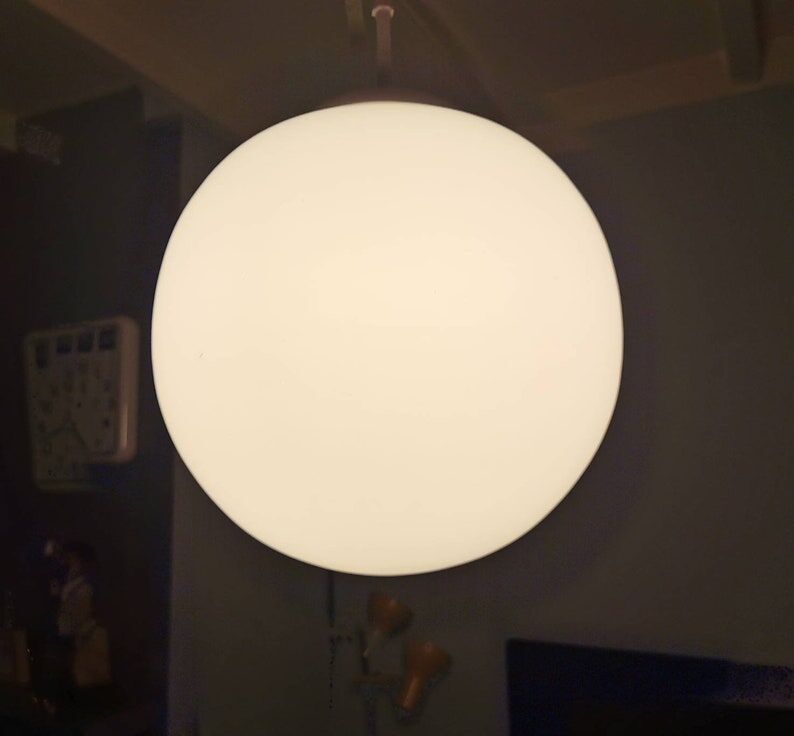 Glass suspension from the mid-century 80s