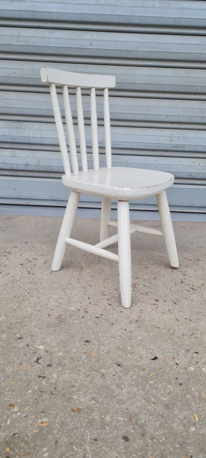 Scandinavian chair