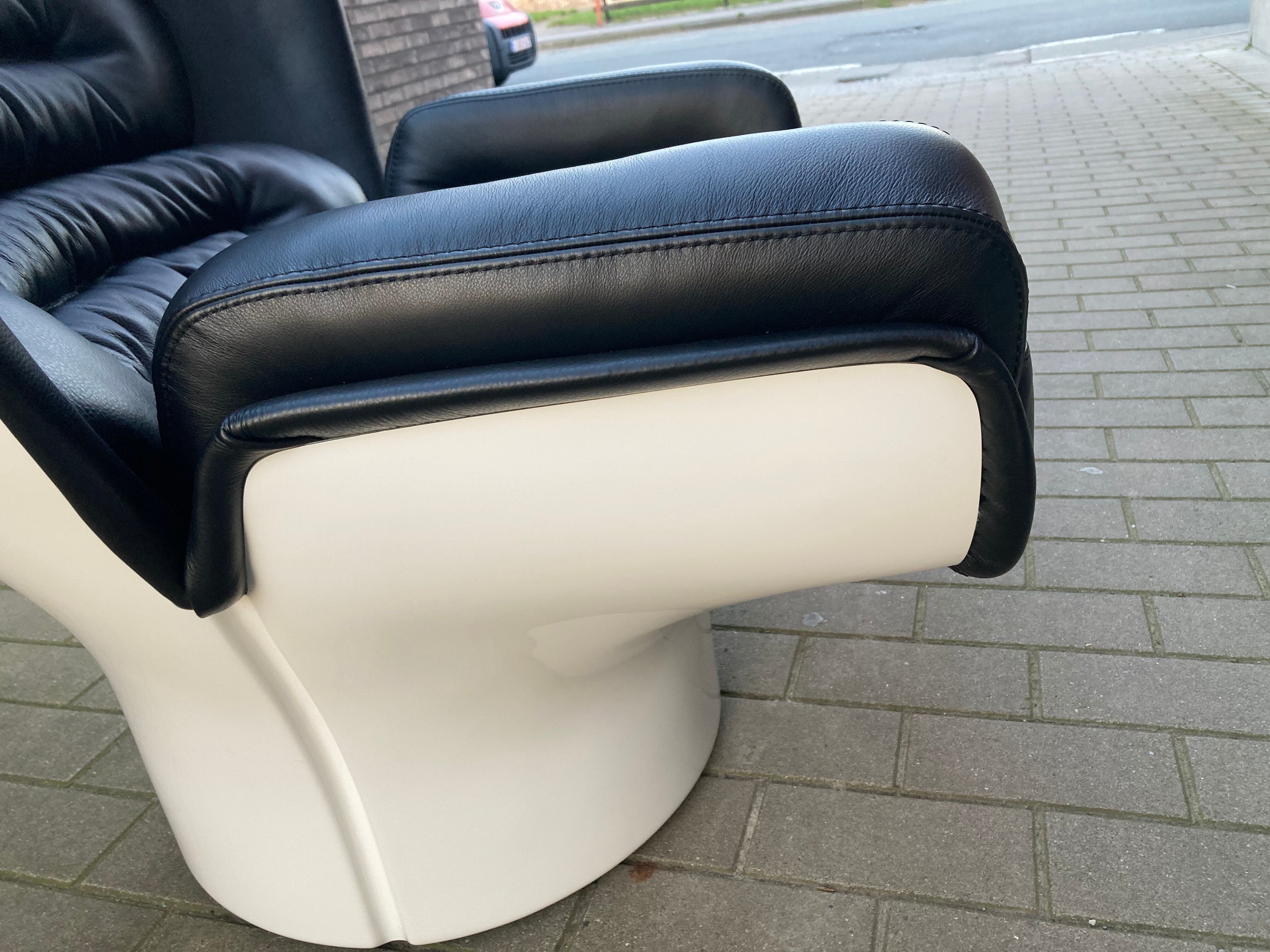 Joe Colombo Elda design armchair, Longhi edition